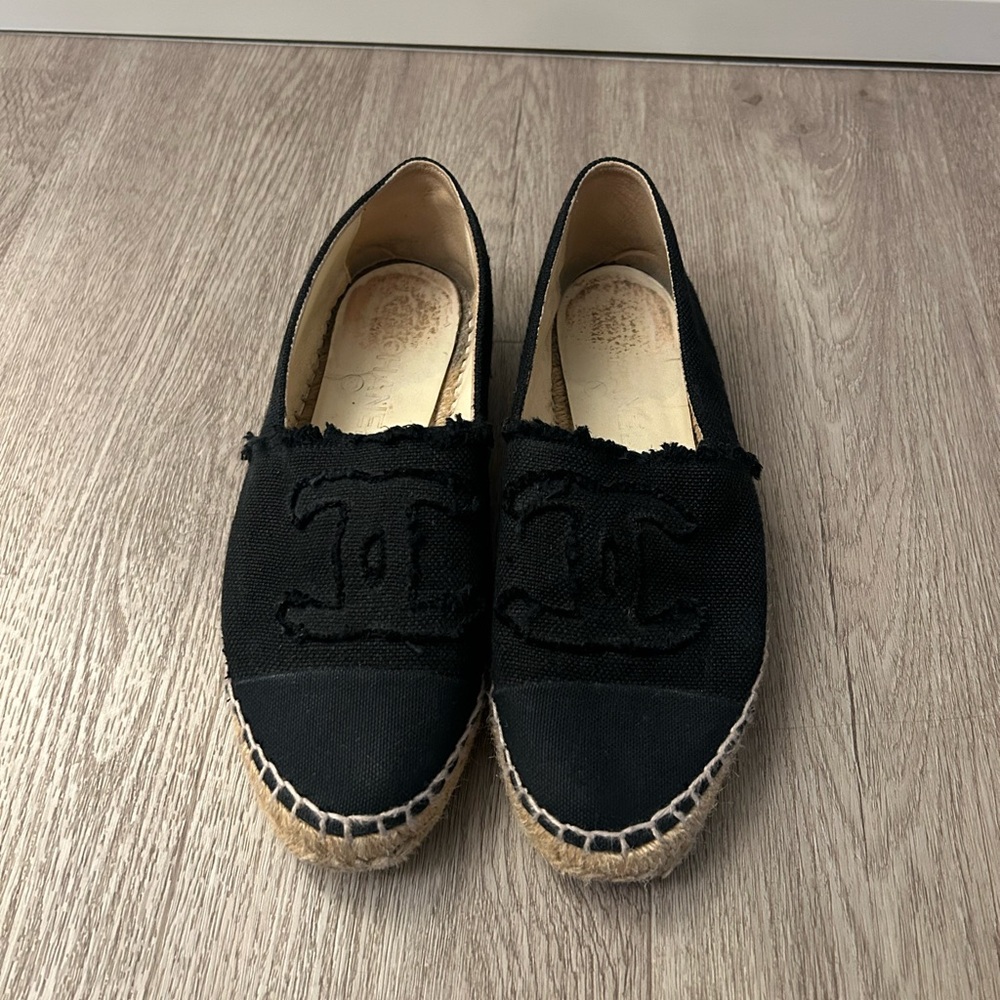Chanel black canvas espadrilles size 38/7